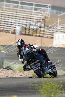 media/Jun-04-2022-WERA (Sat) [[b852bbbd55]]/Practice Races/7- WERA riders school/